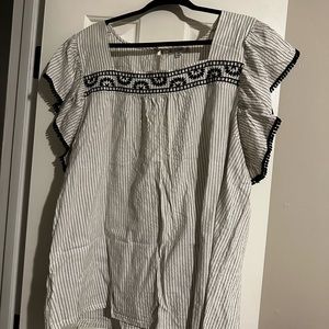 Beautiful boutique top